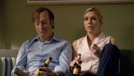 Bob Odenkirk y Rhea Seehorn en Better Call Saul.