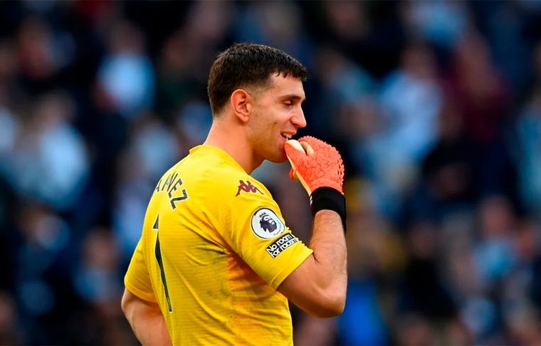 Dibu Martínez reconoció un error suyo en el gol de Haaland, en el 1-1 del Aston Villa contra el City.