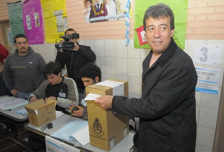 Bermejo dijo que en el transcurso de la mañana recorrerá distintos departamentos y en la tarde estará en la sede del PJ de Maipú. Foto: Nacho Blanco/MDZ