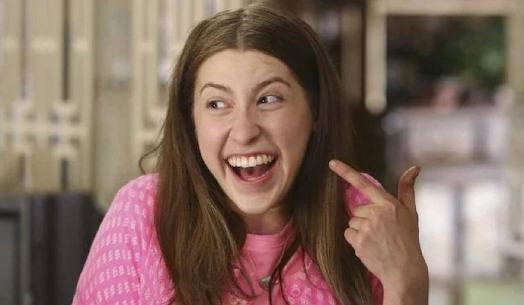 Así luce hoy Eden Sher, la actriz que personificó a Sue Heck en la serie The Middle.