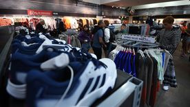 La indumentaria, el calzado y la tecnología podrá conseguirse de Mendoza con importantes descuentos a través del e-commerce estos días en Chile. 