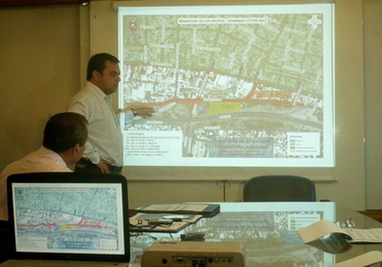 El ministro Carlos Aranda explicando el operativo. Foto: MDZ