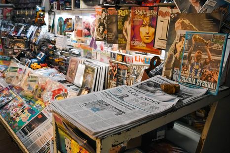 Kioscos de revistas en Mendoza podrán vender desde café hasta artículos de librería, además de servicio de envío a domicilio. Kioscos de revistas en Mendoza podrán vender desde café hasta artículos de librería, además de servicio de envío a domicilio.