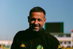 Con su nuevo récord, el Loco Carranza entró en la historia grande del fútbol argentino. Con su nuevo récord, el Loco Carranza entró en la historia grande del fútbol argentino.