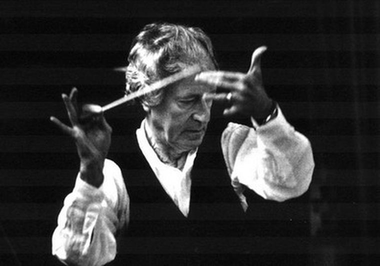 El compositor John Barry, fallecido el 30 de enero.