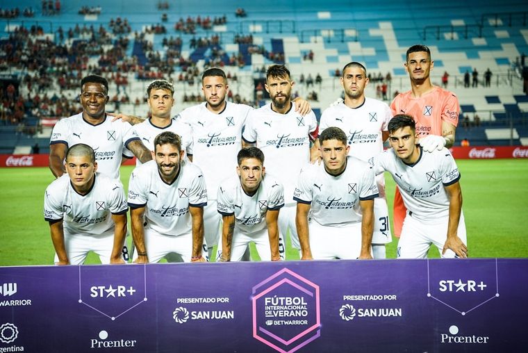 Mauricio Cuero jugó solo 11 partidos en Independiente Foto: @Independiente