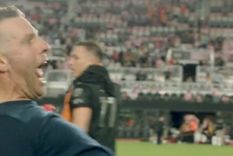 Ben Olsen festejó con todo la consagración. Foto: Captura Ben Olsen festejó con todo la consagración. Foto: Captura