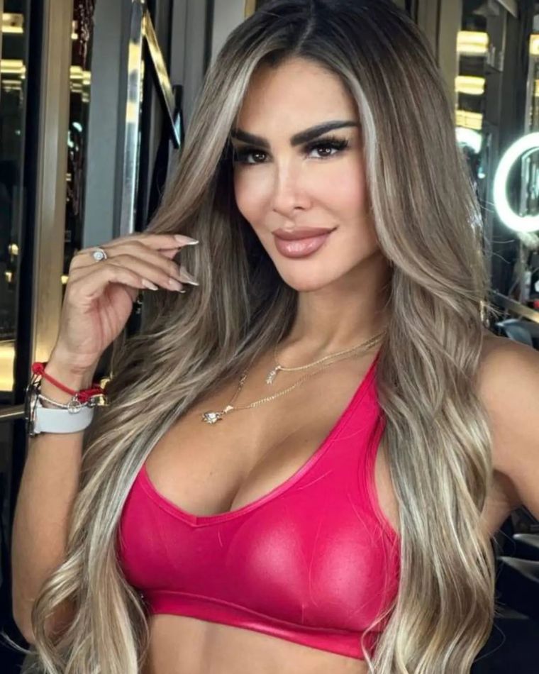 Ninel Conde es una de las cantantes más populares de música regional actual mexicana Foto: Instagram/Ninel Conde