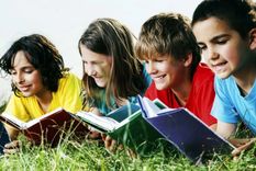 Mis padres me regalaban libros, y entonces leía cada noche antes de dormir. Foto: MDZ