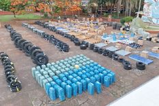 El total de la variada mercadería de contrabando decomisada en el operativo. Foto: Gendarmería Nacional