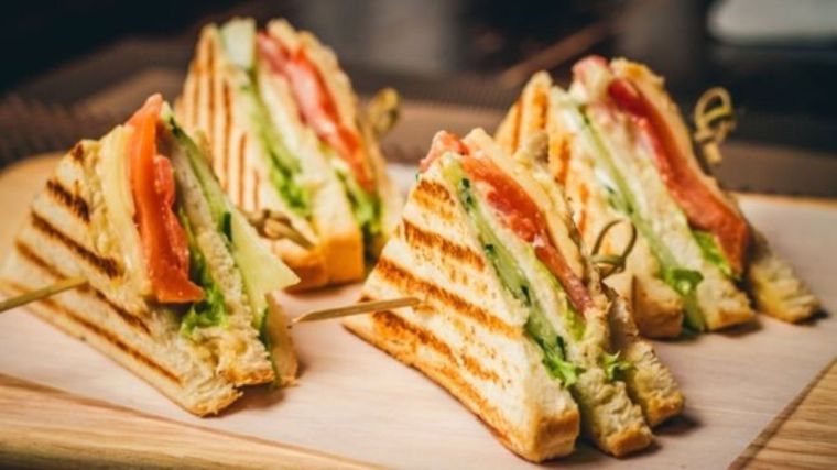 Este sándwich de pollo es ideal para una cena liviana Foto: Shutterstock