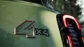 Tomando la base de Renault 4 E-Tech eléctrico e inspirándose en un estilo elegante y aventurero, la marca ha creado el Renault 4 Savane 4x4 Concept.