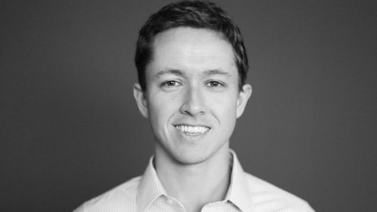 Hamblin realizó una investigación sobre la limpieza de la piel que se convirtió en un libro recientemente publicado.