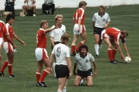 Argelia vuelve a enfrentar a Austria 44 años después de la Desgracia de Gijón, el escándalo que cambió la historia de los Mundiales. Argelia vuelve a enfrentar a Austria 44 años después de la Desgracia de Gijón, el escándalo que cambió la historia de los Mundiales.