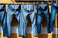 El jean 501, el más famoso y clásico, celebra a lo grande ser la eterna prenda de moda. Foto: Business Insider