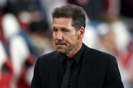 Simeone lamentó la derrota del Atlético en la revancha y lanzó una sugerente frase en zona mixta. Simeone lamentó la derrota del Atlético en la revancha y lanzó una sugerente frase en zona mixta.