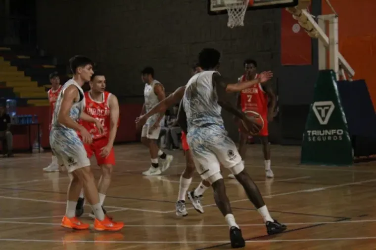 Chancellor Hunter fue el gran destacado del partido Chancellor Hunter fue el gran destacado del partido 