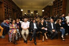 El legislador porteño de Republicanos Unidos, Roberto García Moritán, junto a su pareja, la modelo Carolina Ardohain, Pampita. Foto: Prensa RU.