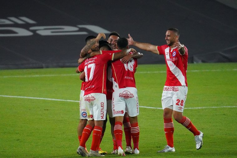 Argentinos logró un triunfo agónico en el Monumental. Foto: Olé