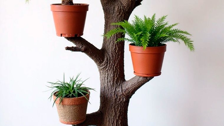 Soporte para macetas. Créditos: eltoquedeco.com Soporte para macetas. Créditos: eltoquedeco.com