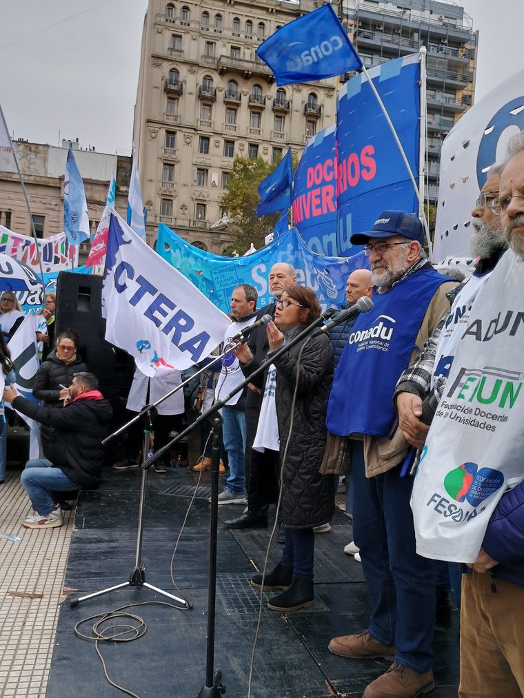 Gremios docentes se unen a las protestas de este jueves. Foto: X CTERA