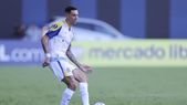 Fideo Di María se acercó a la tribuna canalla luego de la derrota 3-0 ante Estudiantes y tuvo una reacción que no pasó inadvertida. Fideo Di María se acercó a la tribuna canalla luego de la derrota 3-0 ante Estudiantes y tuvo una reacción que no pasó inadvertida.
