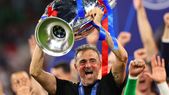 Luis Enrique levantó su tercera Orejona.