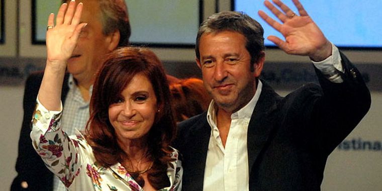 Un Cobos que no está con CFK hace rato.