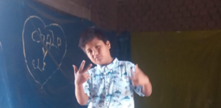 Se conoció una foto de “Pequeño J” de chico.