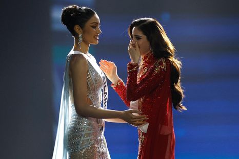 La mexicana Fátima Bosch fue coronada Miss Universo. La mexicana Fátima Bosch fue coronada Miss Universo.