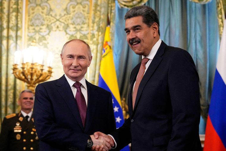 El presidente ruso, Vladímir Putin, recibió en mayo de 2025 a Maduro en Moscú.
