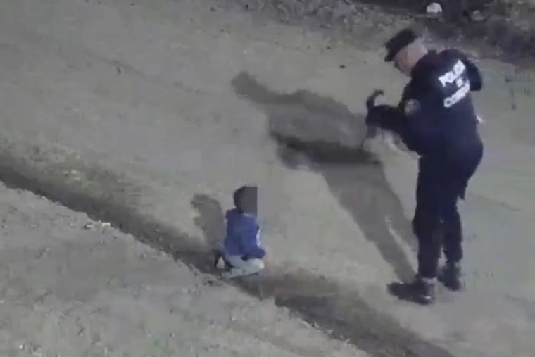 Las cámaras de vigilancia del 911 capturaron el impactante momento Foto: captura video