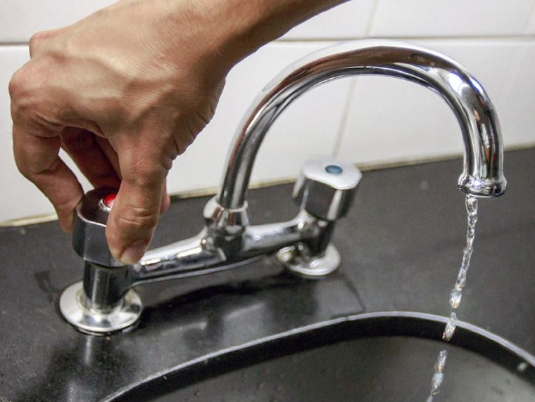 Se registran cortes de agua en distintos lugares de la provincia. Foto: Noticias Argentinas