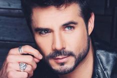 Foto: https://www.univision.com/entretenimiento/jose-ron-se-destapa-y-comparte-sus-mas-oscuros-y-divertidos-secretos