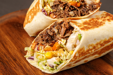 como hacer wraps de roast beef, tus aliados del verano argentino