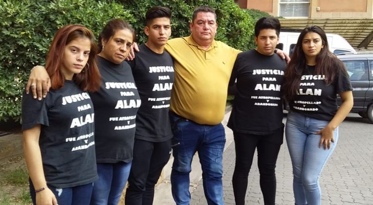 Andrés Villouta La familia de Alan Villouta está ansiosa por conocer la sentencia de mañana.