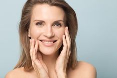 Seguí nuestros consejos para cuidar la piel de tu rostro correctamente Foto: Shutterstock