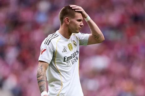 El Madrid perdió el clásico y Mastantuono tuvo una repentina reacción sobre el final del partido. El Madrid perdió el clásico y Mastantuono tuvo una repentina reacción sobre el final del partido.