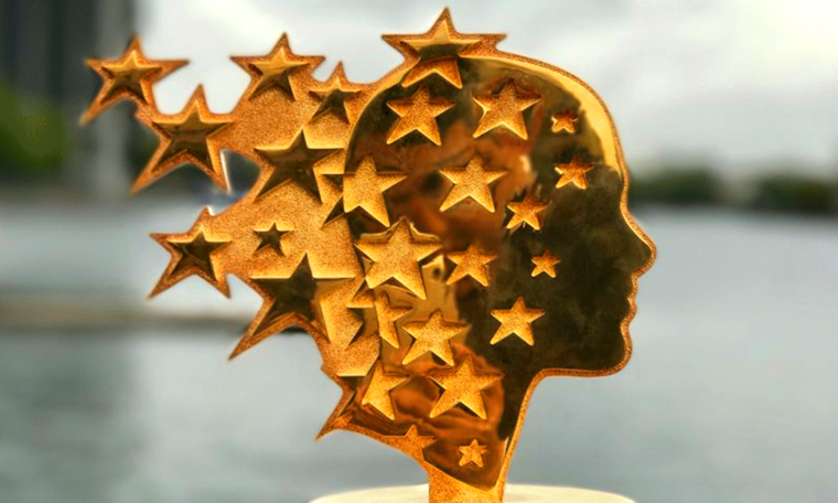 El Global Teacher Prize, otorga un millón de dólares al mejor docente del mundo.