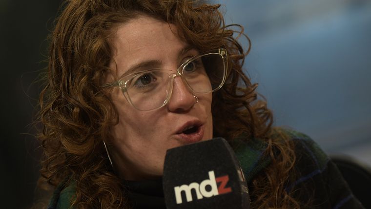 Micaela Blanco Minoli Candidata Diputada Nacional Frente de Izquierda Unidad (3)