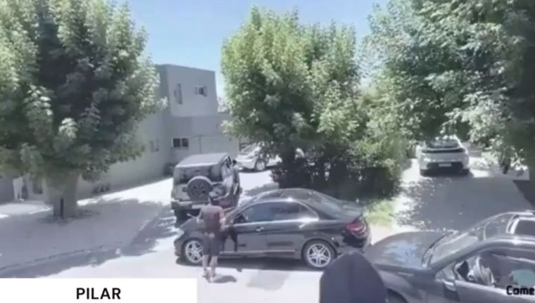 Las cámaras de seguridad capturaron el momento. Foto: Captura