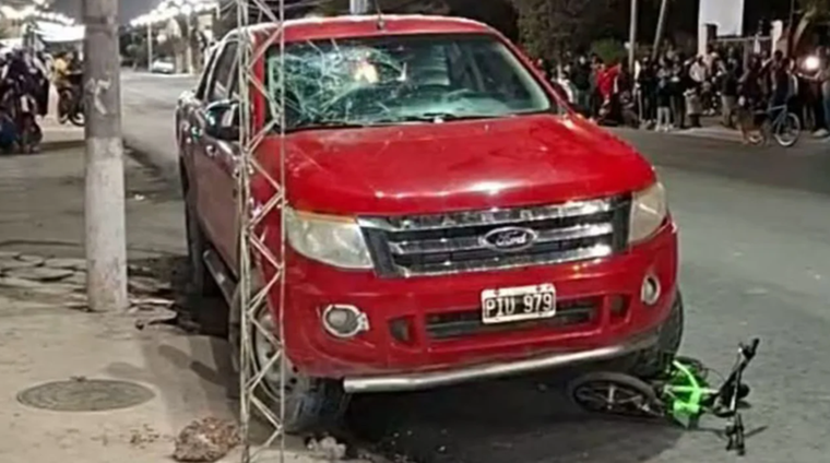 La camioneta con la que embistieron a un niño de 5 años.