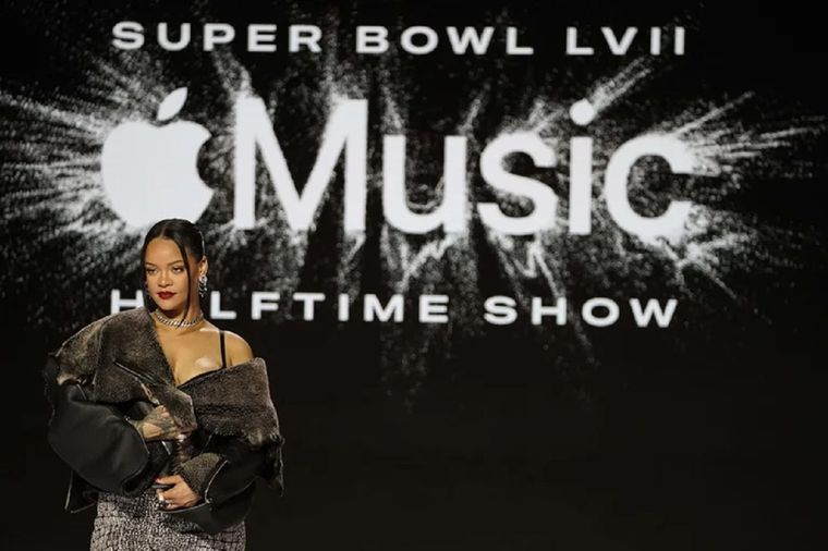Rihanna, la estrella del espectáculo de medio tiempo del Super Bowl. Foto: EFE