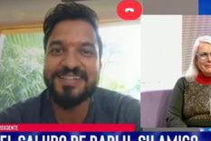 Daisy May Queen se emocionó al escuchar el mensaje sorpresa de su hijo adoptivo La escritora pasó un momento muy emotivo al aire Foto: Captura de TV