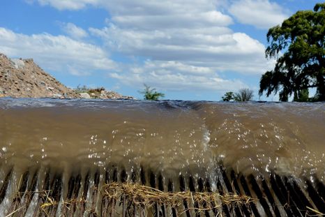 La medida exceptúa pedidos de abastecimiento poblacional y reemplazo de pozos registrados.