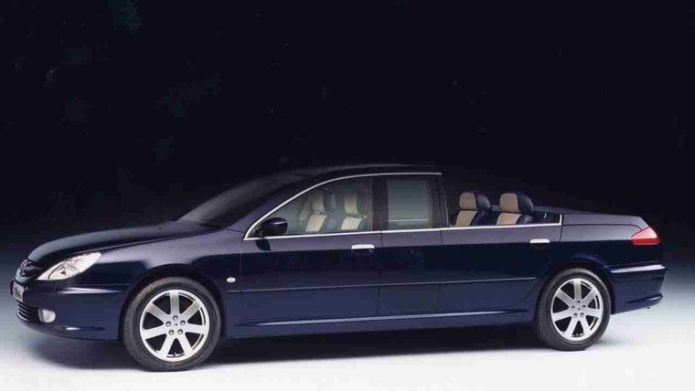 Pequeño repaso a los autos de Peugeot que hicieron historia en Francia como parte de la flota presidencial.