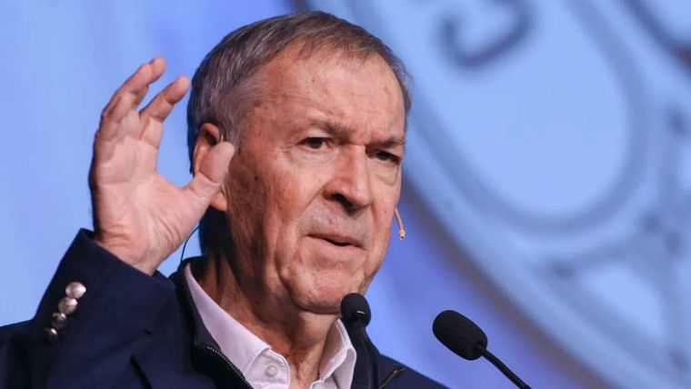 Schiaretti recibió el alta médico