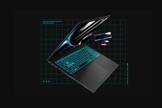 ASUS V16 Gaming combina estudio y juegos: pantalla 16” 144 Hz, formato 16:10 y fluidez.