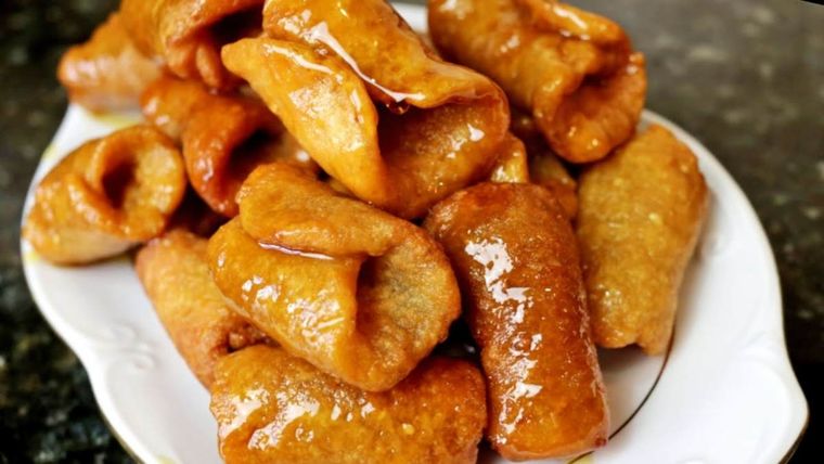 Admira este postre sabroso español con miel ¡una delicia!