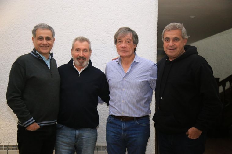 Manzur, Vila, Chapini y Rez Masud en el almuerzo de camaradería. Foto: Fabian Salamone / MDZ